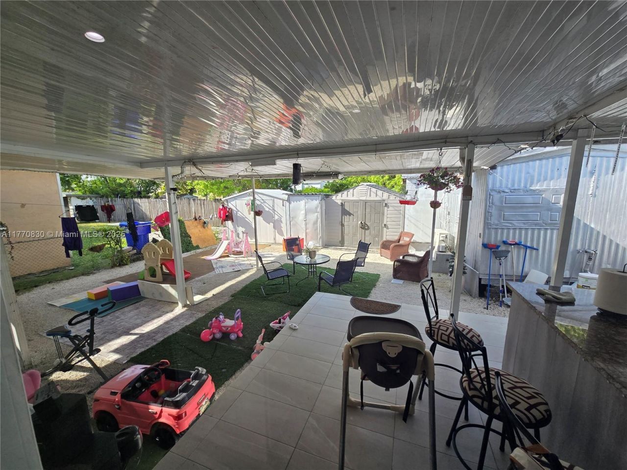 1011 NW 64th St, Miami, FL 33150 Photo