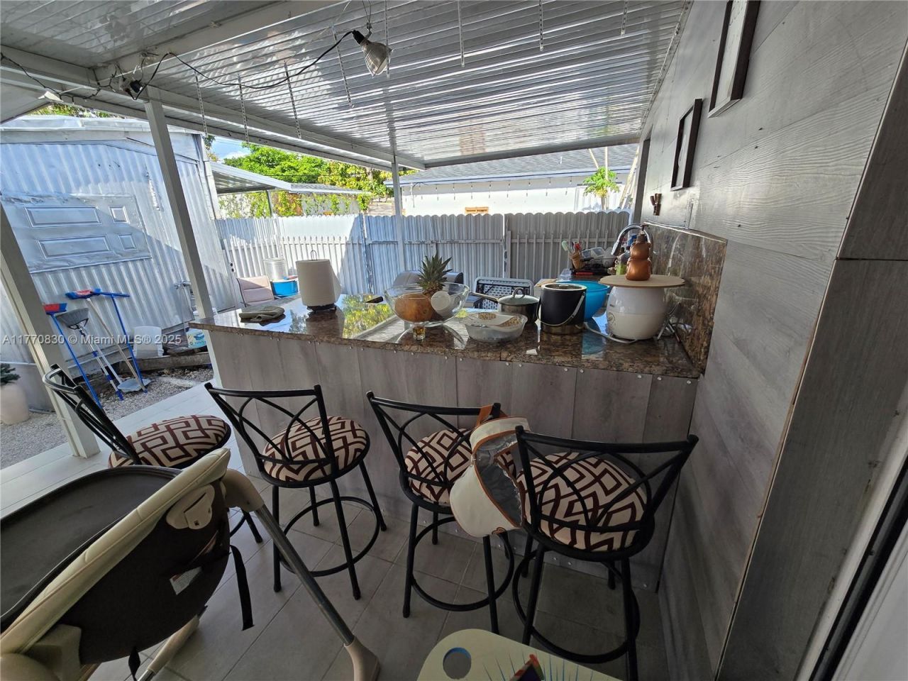 1011 NW 64th St, Miami, FL 33150 Photo