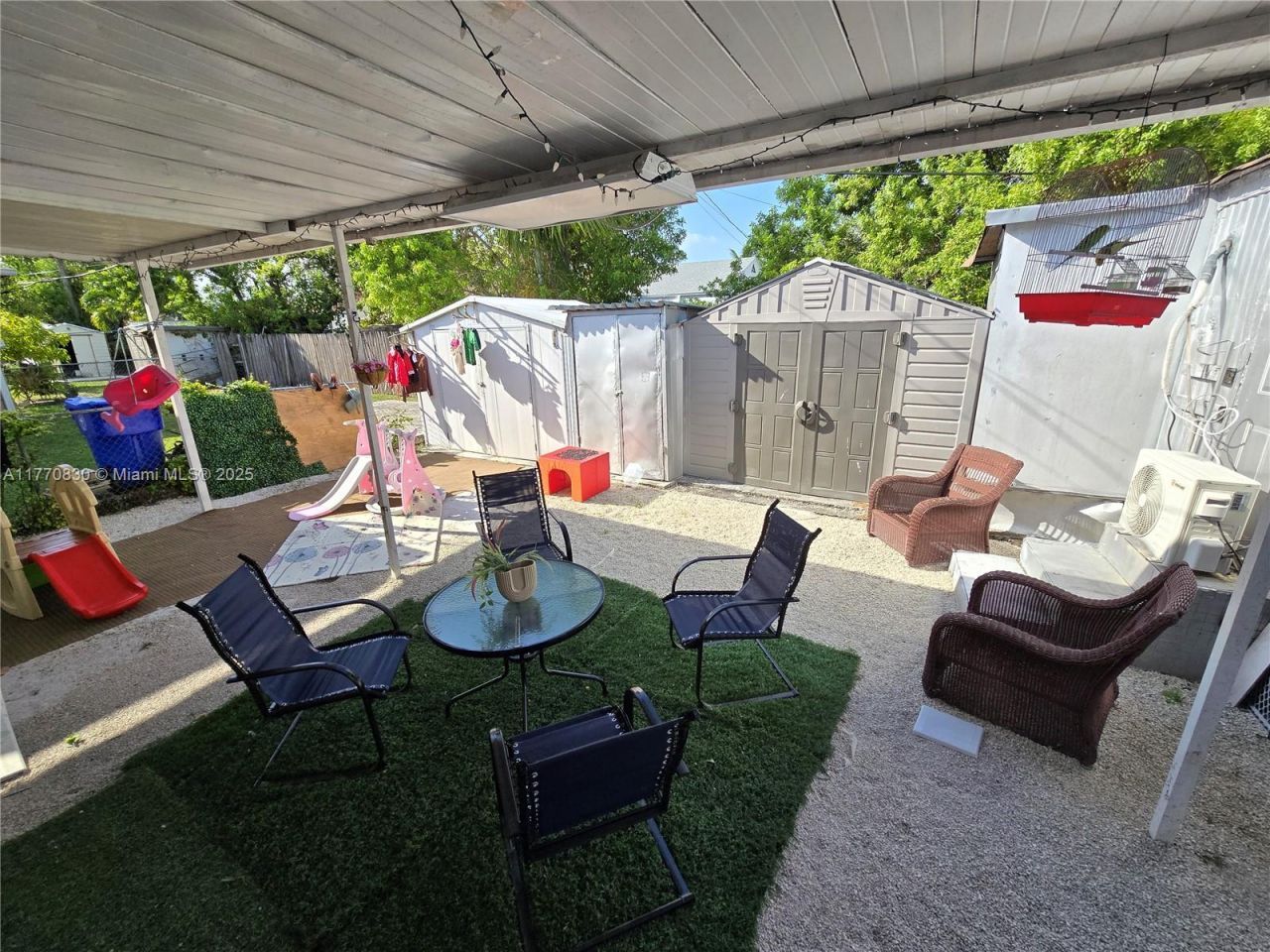 1011 NW 64th St, Miami, FL 33150 Photo