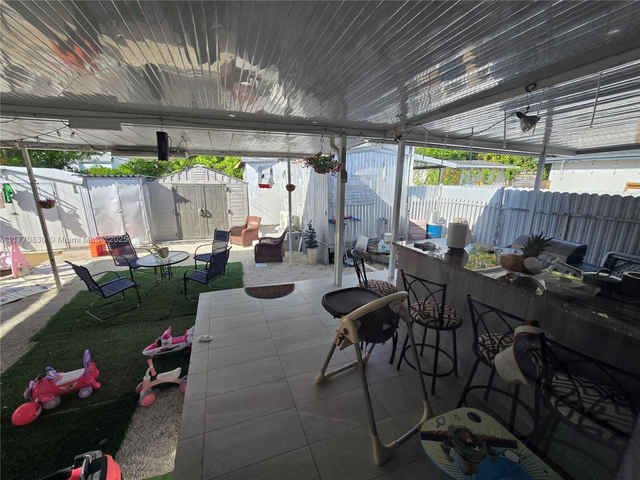 1011 NW 64th St, Miami, FL 33150 Photo