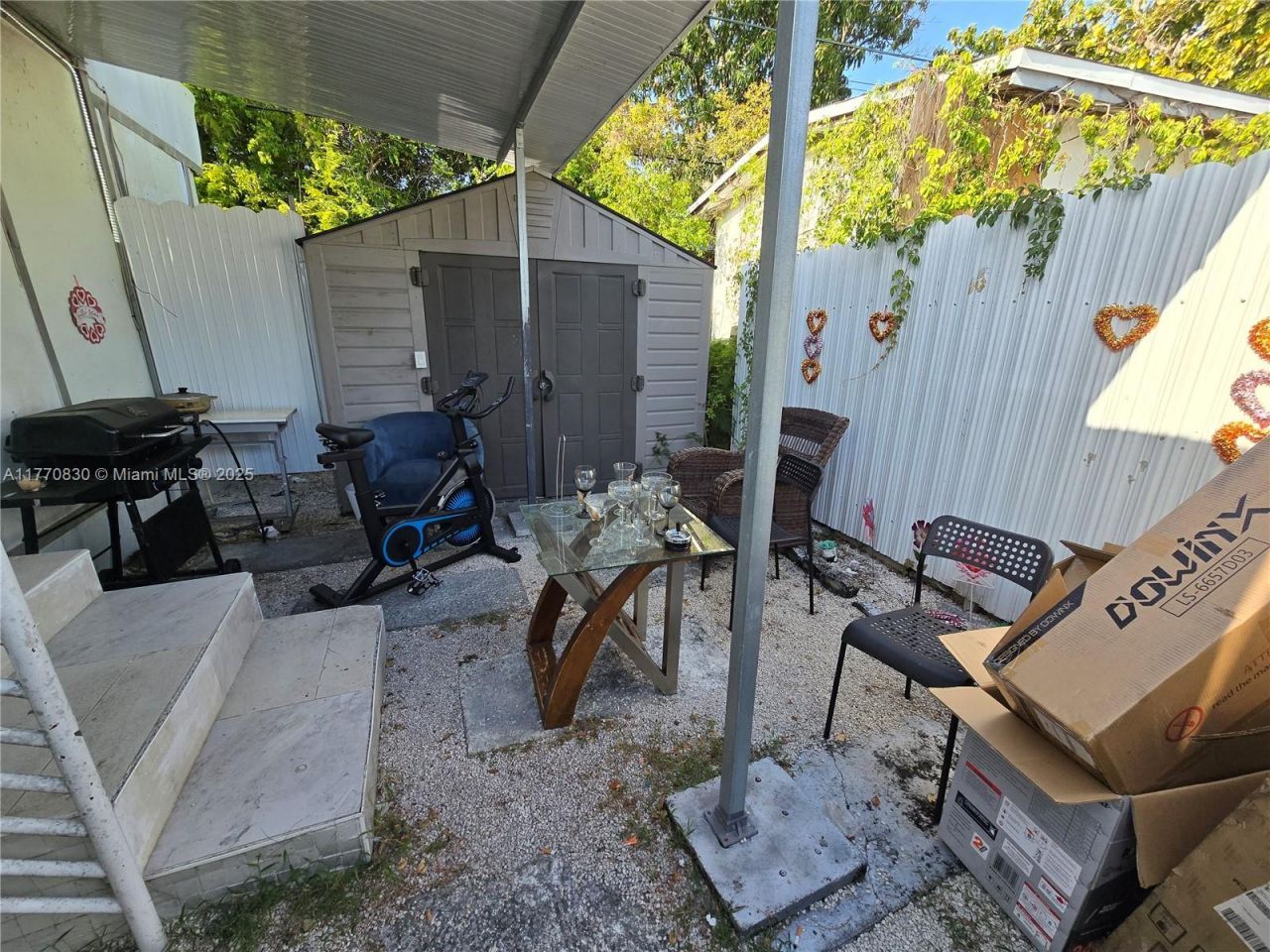 1011 NW 64th St, Miami, FL 33150 Photo