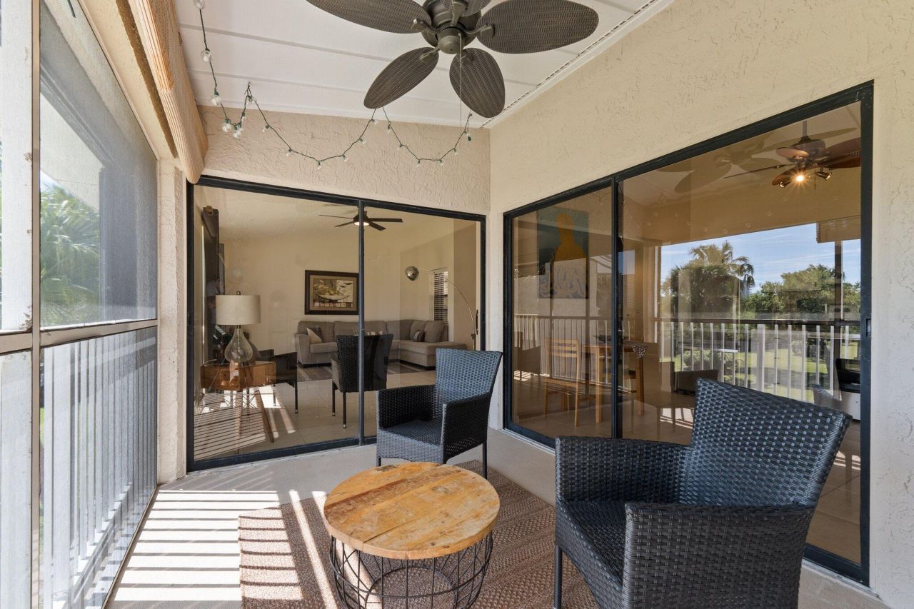 3212 S Lakeview Circle, Unit 10-205, Fort Pierce, FL 34949 Photo