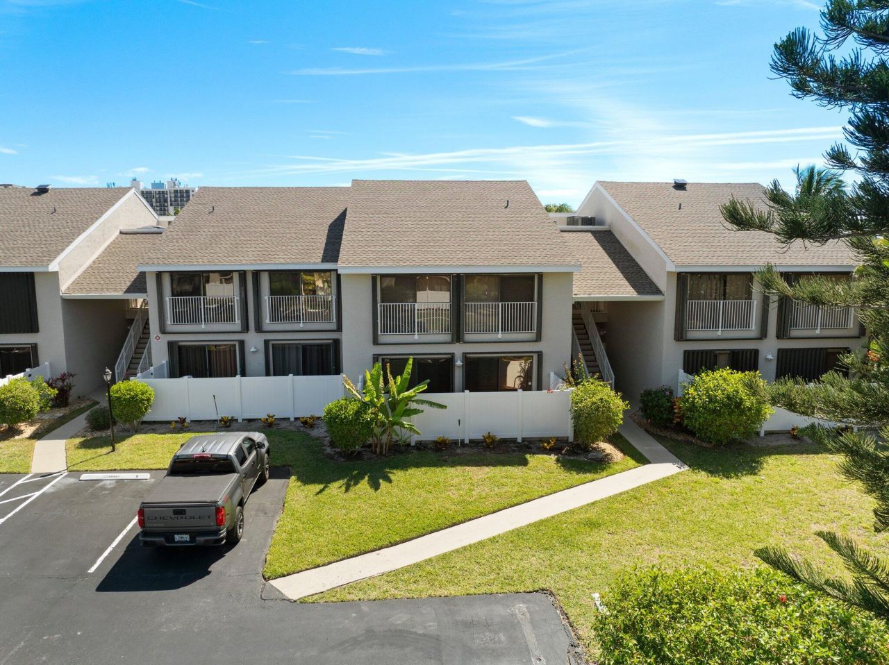 3212 S Lakeview Circle, Unit 10-205, Fort Pierce, FL 34949 Photo