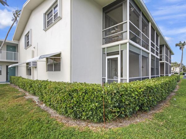 560 Horizons W, Unit 108, Boynton Beach, FL 33435