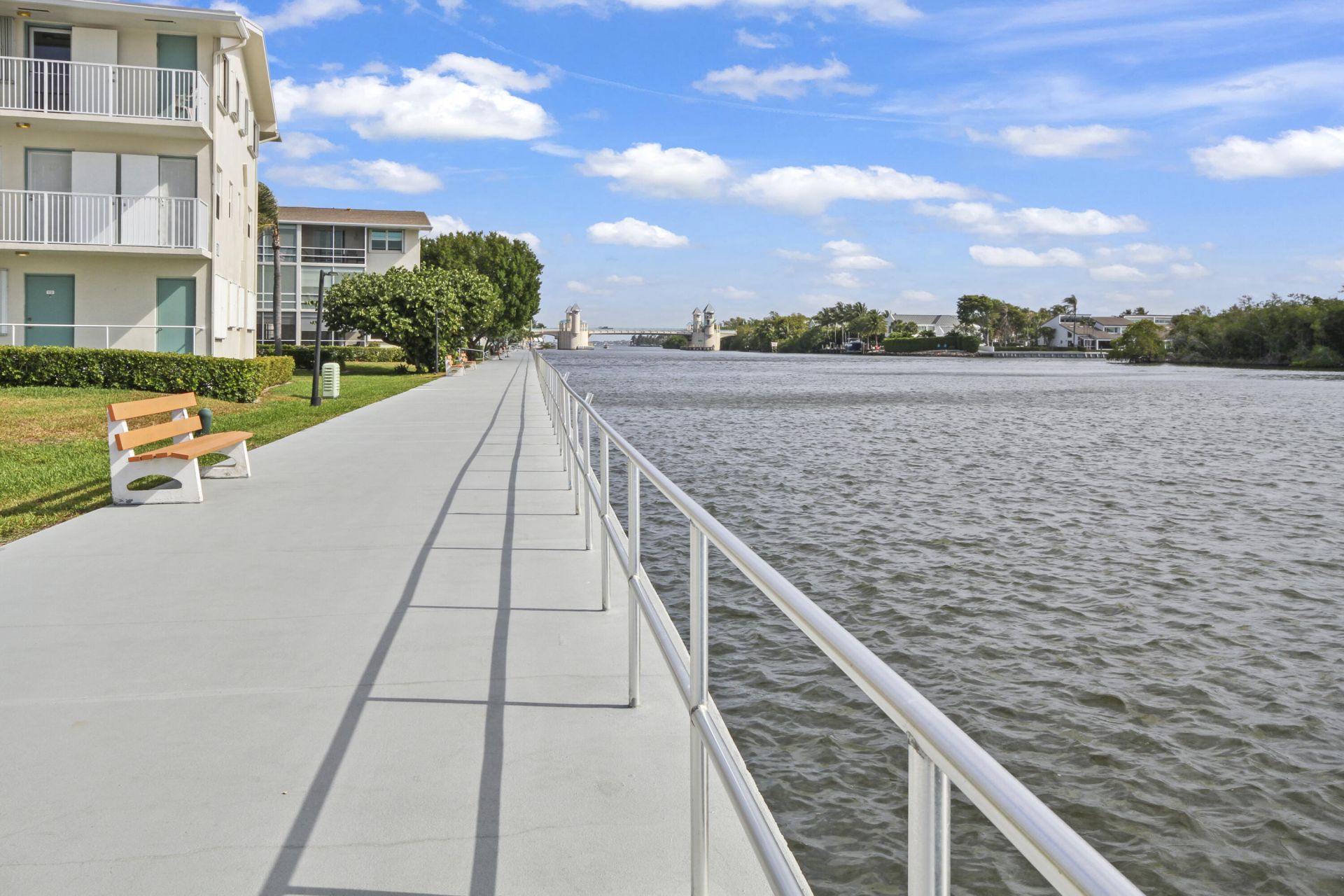 560 Horizons W, Unit 108, Boynton Beach, FL 33435 Photo