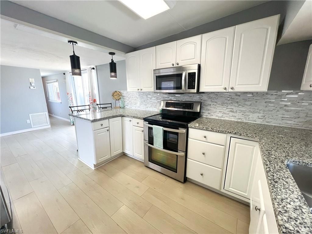 12071 Palm Dr, Fort Myers, FL 33908 Photo