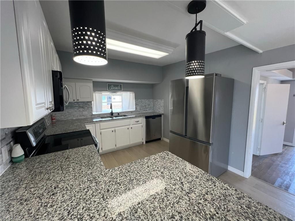 12071 Palm Dr, Fort Myers, FL 33908 Photo