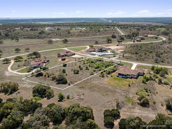 104 Strada Luca, Florence, TX 76527