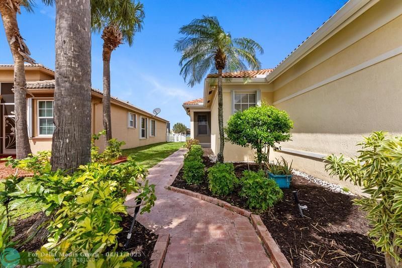 810 NW Rutherford Court, Port Saint Lucie, FL 34983 Photo