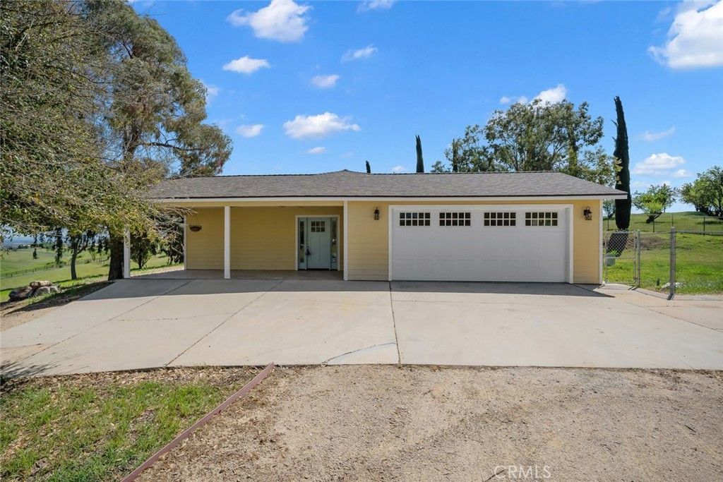 6095 Vista Serrano Way, Paso Robles, CA 93446 Main Photo