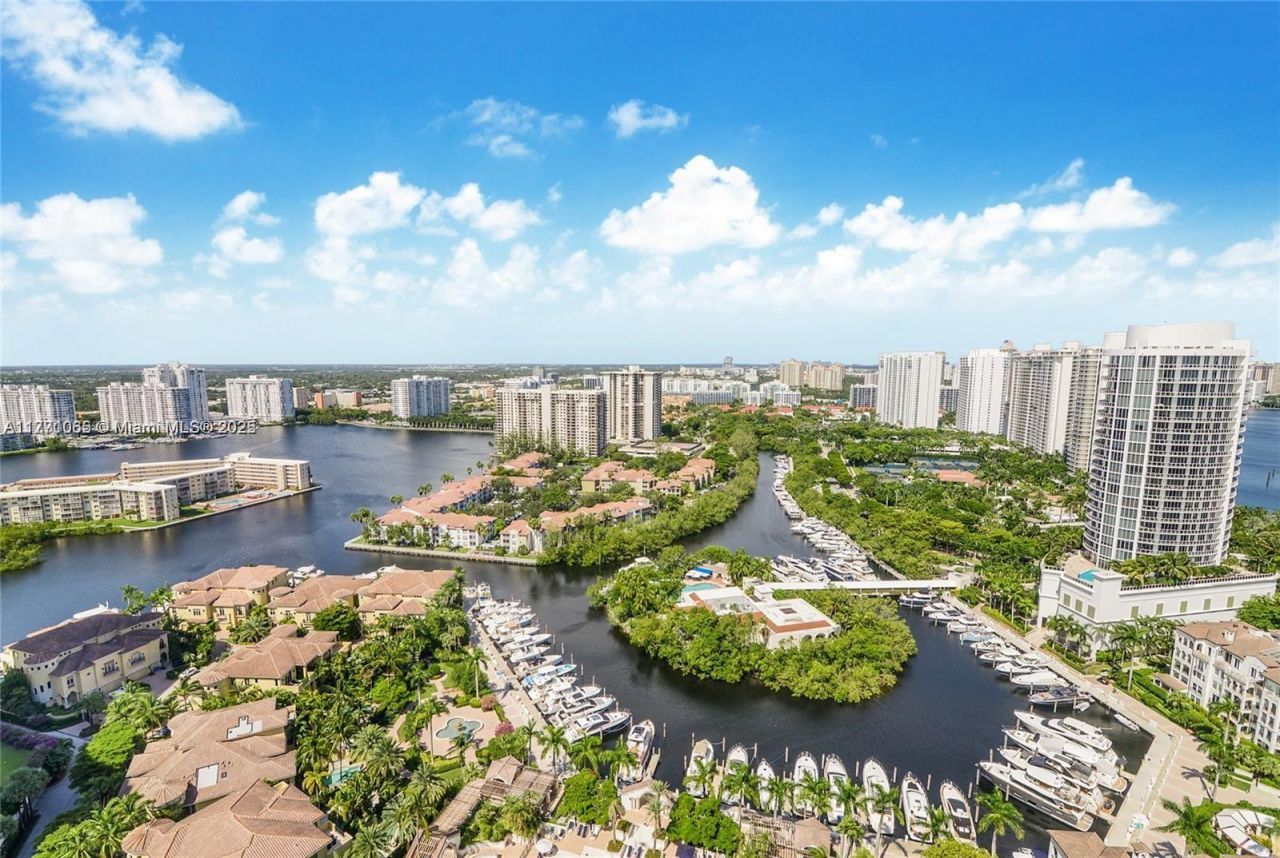 2000 Island Blvd, Unit 3009, Aventura, FL 33160 Photo