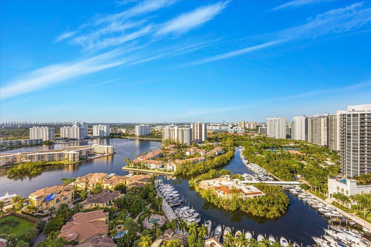 2000 Island Blvd, Unit 3009, Aventura, FL 33160 Photo