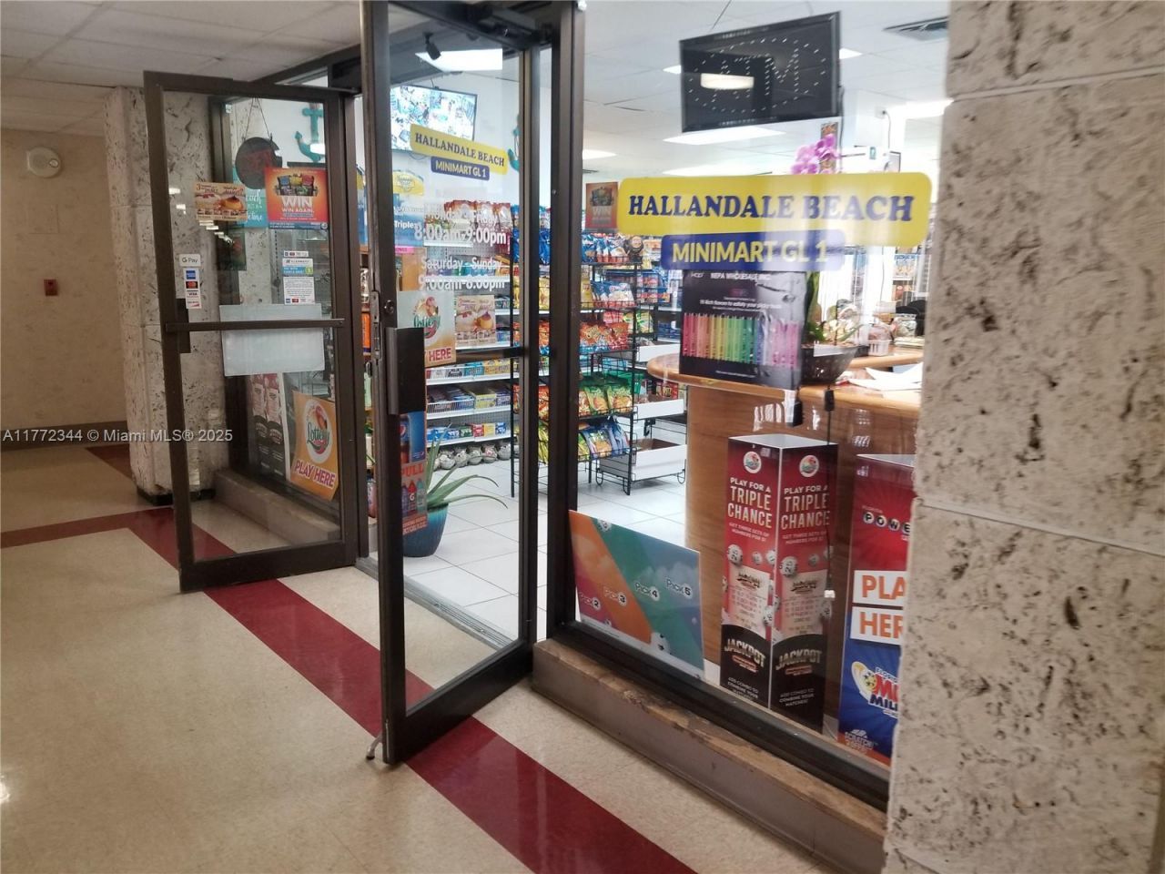 1950 S Ocean Dr, Unit 6G, Hallandale Beach, FL 33009 Photo