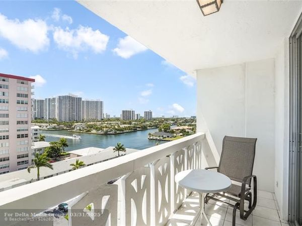 3113 S Ocean Dr, Unit 1008, Hallandale Beach, FL 33009