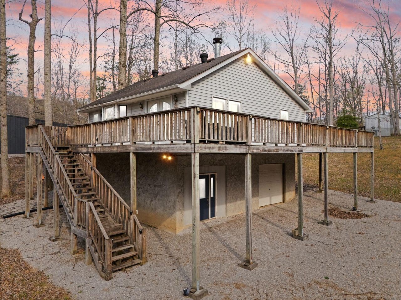 225 Dixie Pine Drive, Burnside, KY 42519 Main Photo