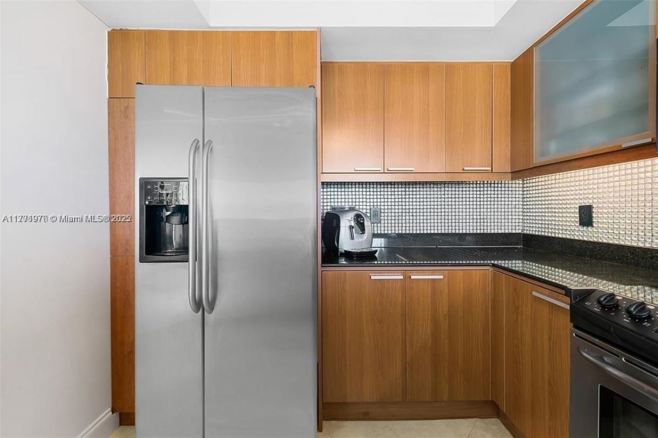 16699 Collins Ave, Unit 1607, Sunny Isles Beach, FL 33160 Photo