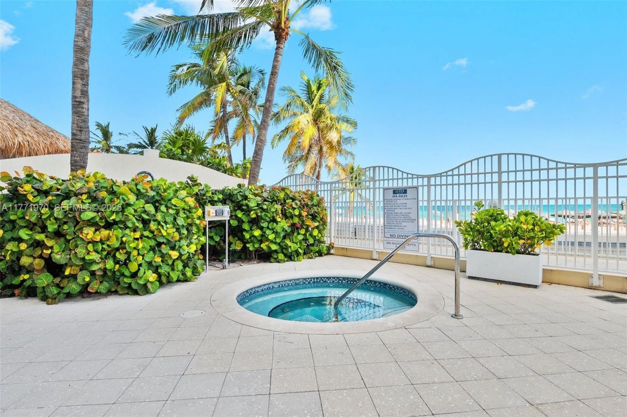 16699 Collins Ave, Unit 1607, Sunny Isles Beach, FL 33160 Photo