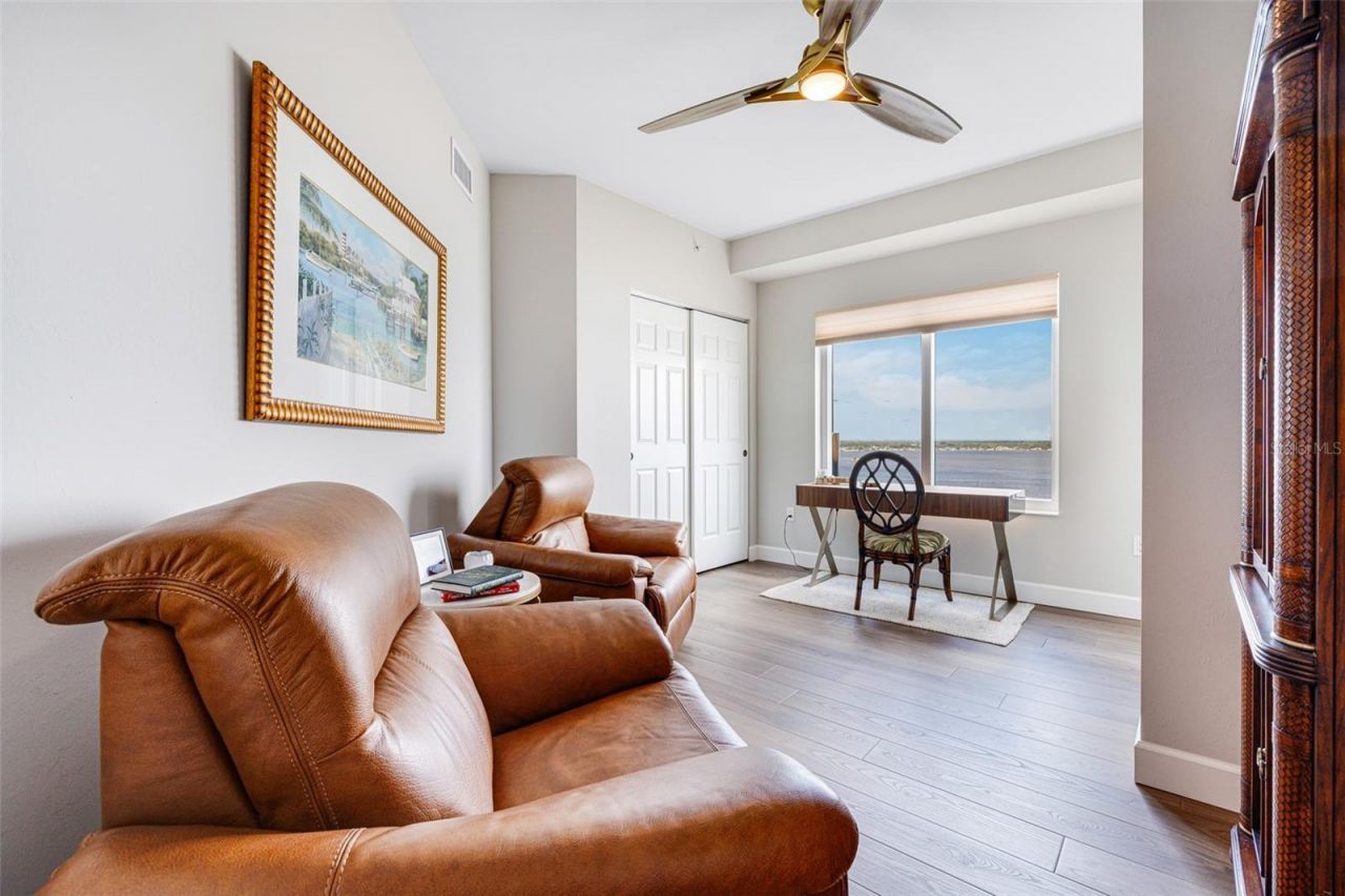 2745 1st Street, Unit 1402, Fort Myers, FL 33916 Photo