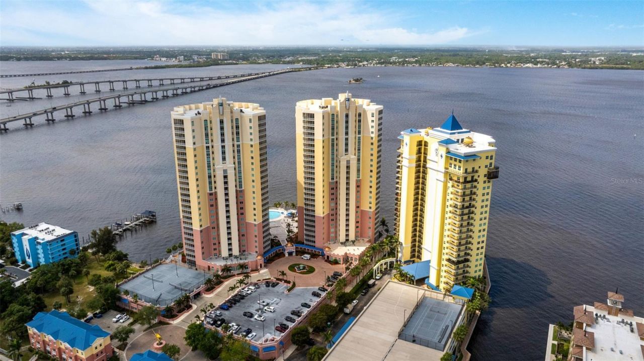 2745 1st Street, Unit 1402, Fort Myers, FL 33916 Photo