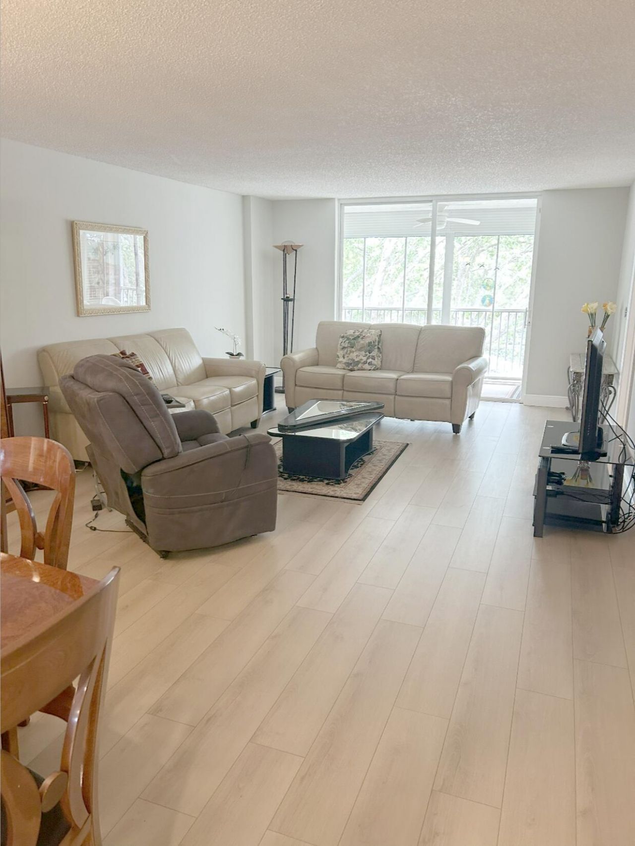 4734 Lucerne Lakes Boulevard N, Unit 410, Lake Worth, FL 33467 Photo