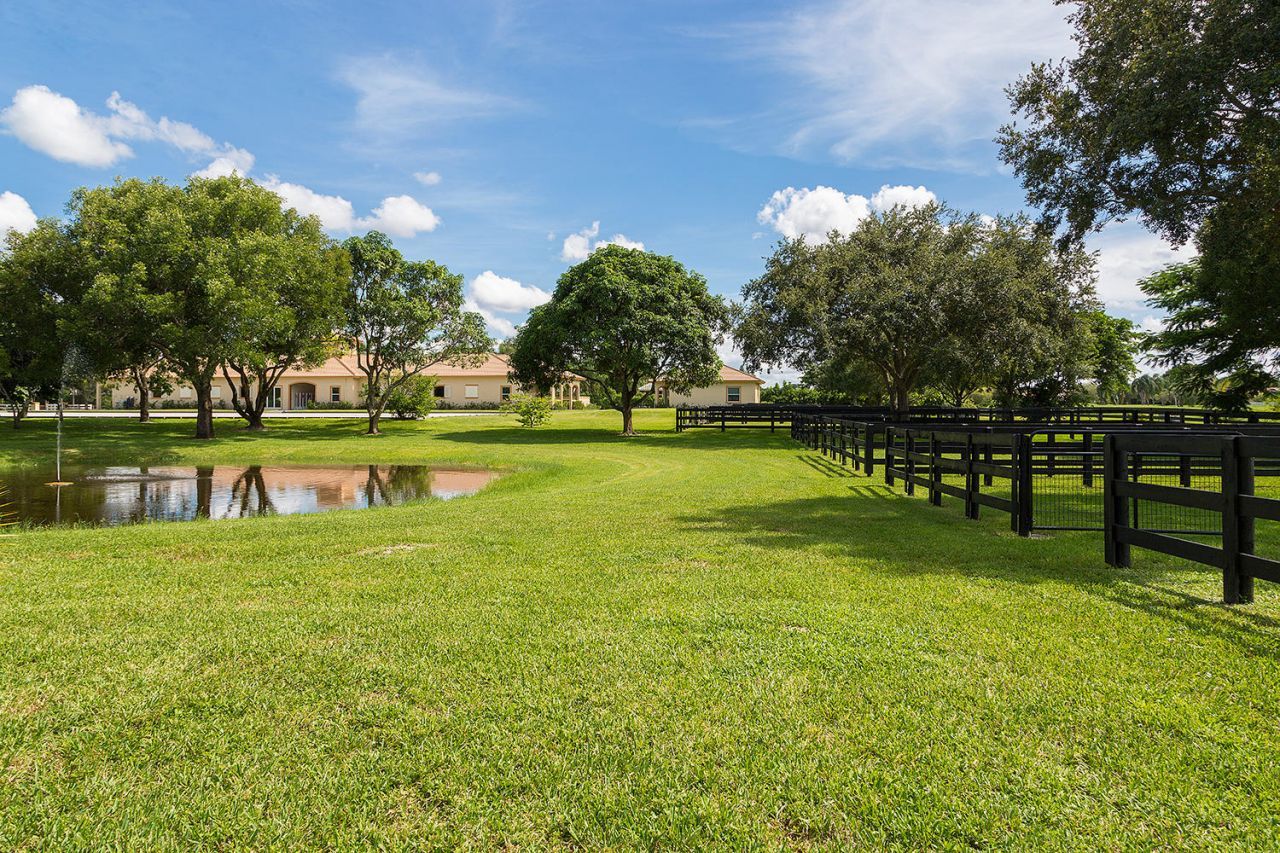 2088 Appaloosa Trail, Wellington, FL 33414 Photo