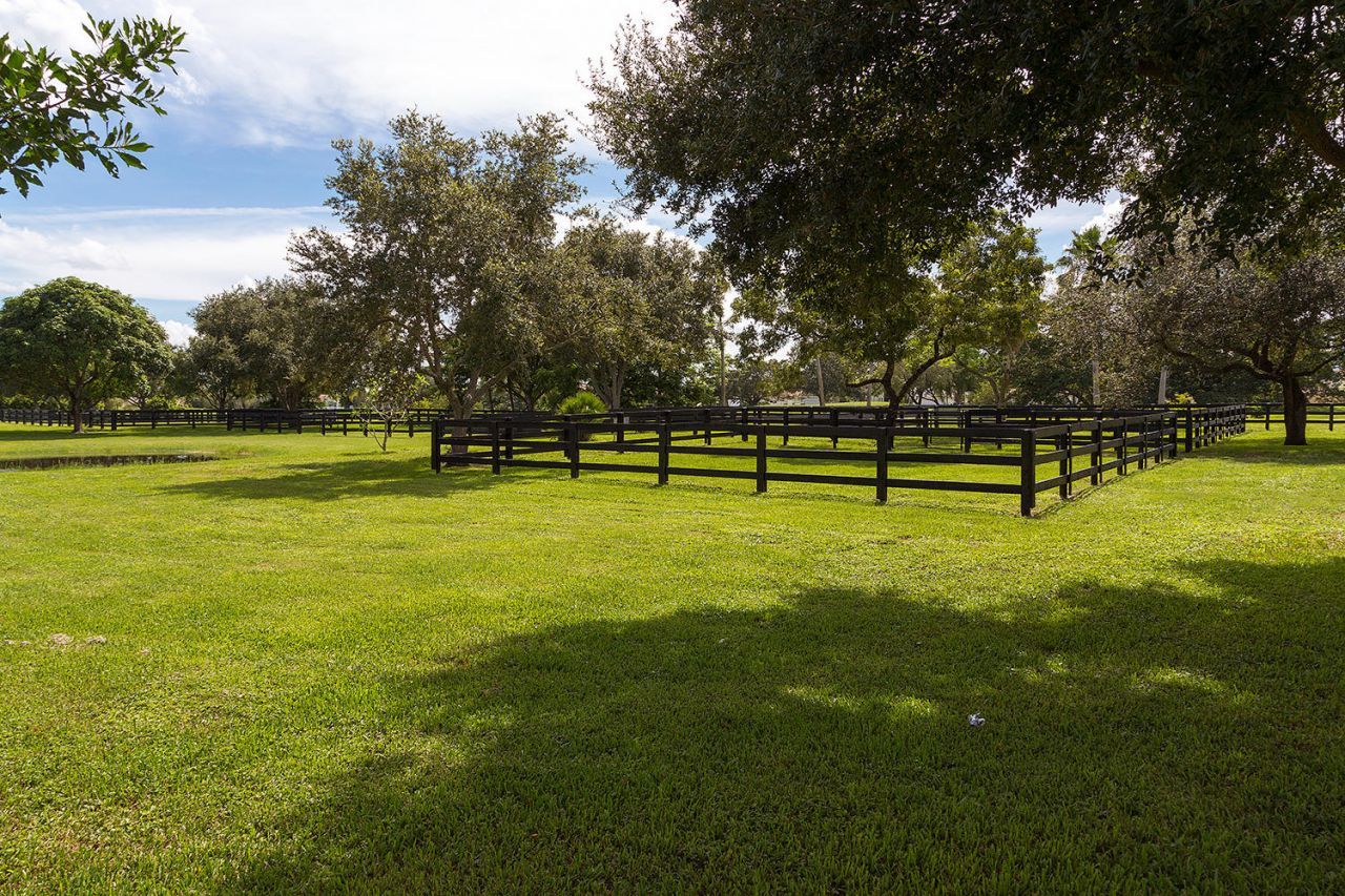 2088 Appaloosa Trail, Wellington, FL 33414 Photo