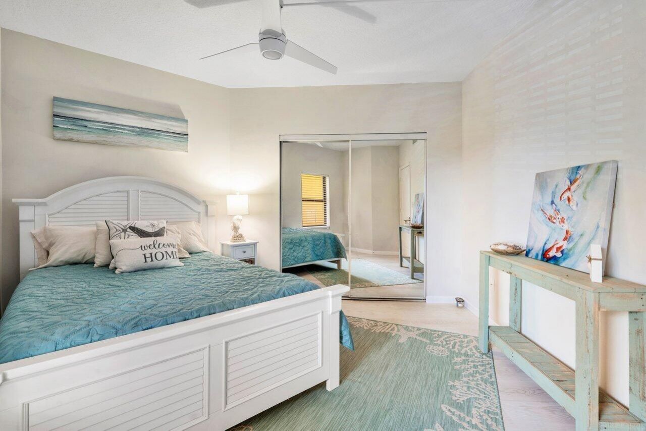 300 Uno Lago Drive, Unit 304, Juno Beach, FL 33408 Photo