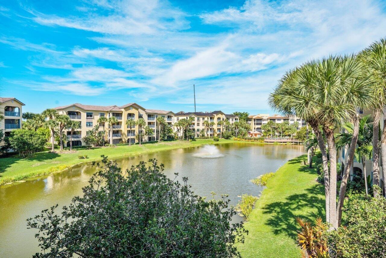 300 Uno Lago Drive, Unit 304, Juno Beach, FL 33408 Photo