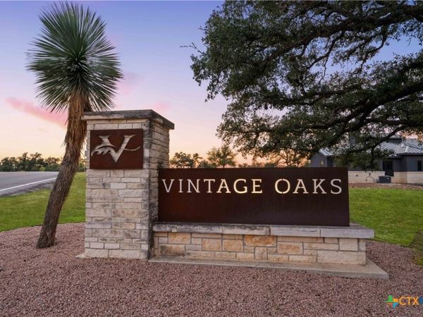 287 Brook Canyon , New Braunfels, TX 78132