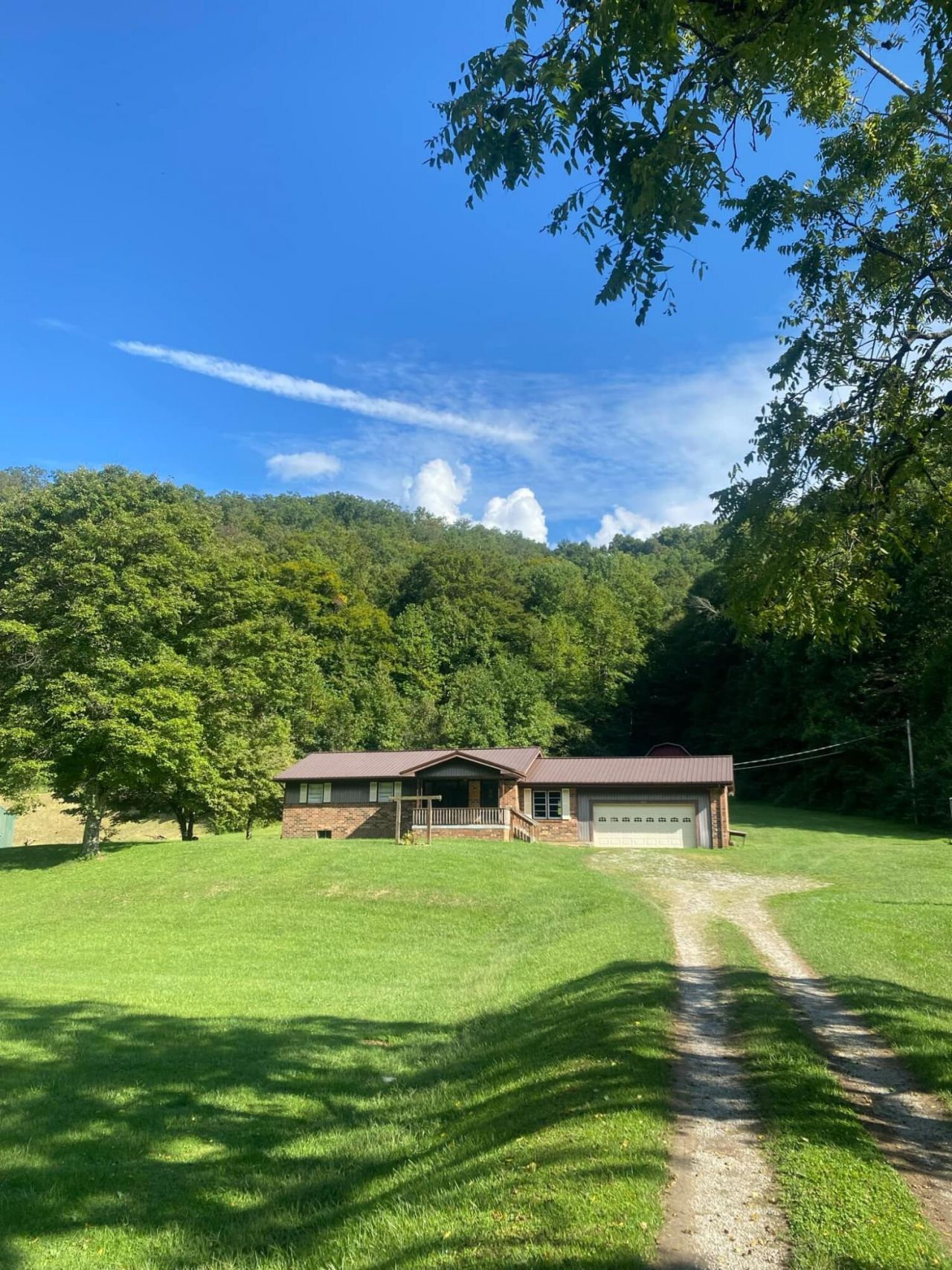 9010 S Hwy 421, Manchester, KY 40962 Main Photo
