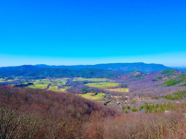 3-A RAVENS DEN Way, Sevierville, TN 37862