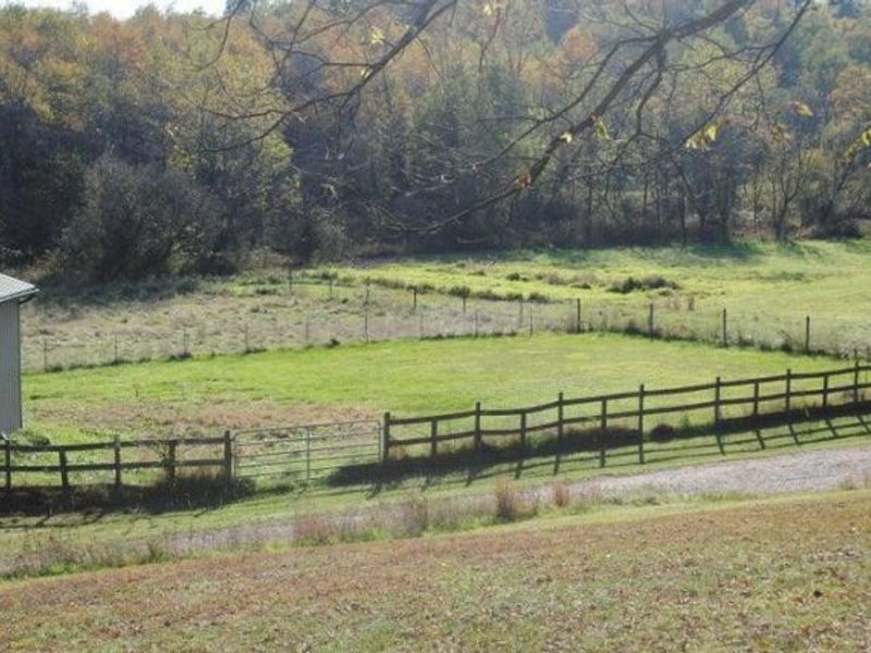 20561 Canada Road, Gambier, OH 43022 Photo 14