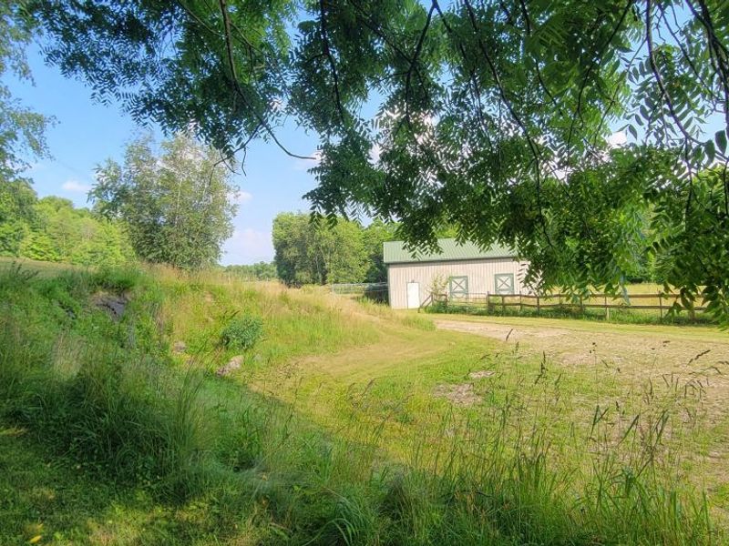 20561 Canada Road, Gambier, OH 43022 Photo 18