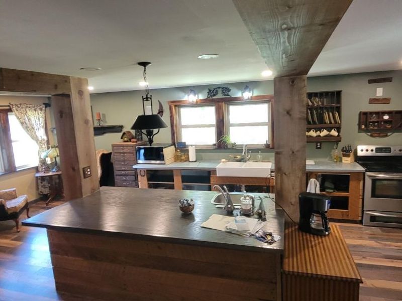 20561 Canada Road, Gambier, OH 43022 Photo 9