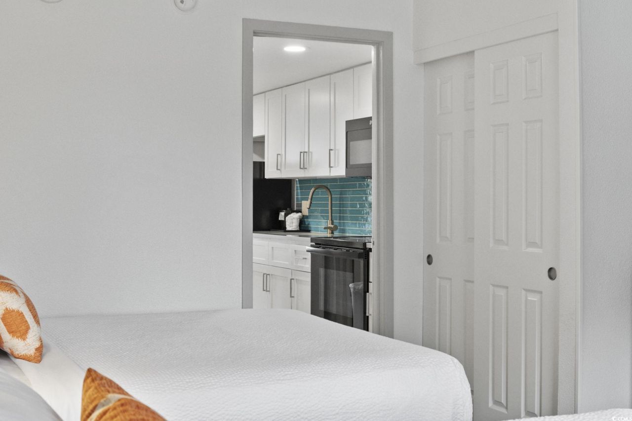 3000 N Ocean Blvd. Photo 6