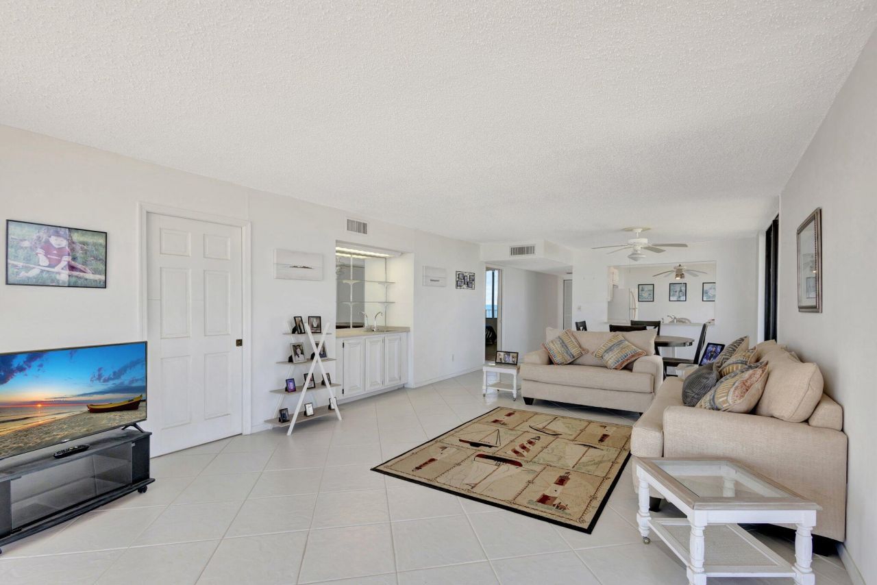 10000 S Ocean Drive S, Unit 601, Jensen Beach, FL 34957 Photo
