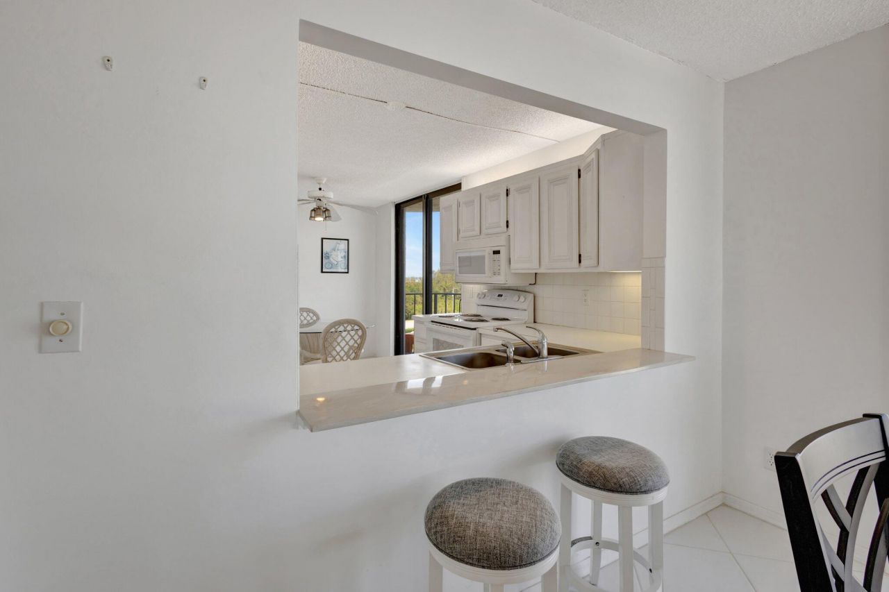 10000 S Ocean Drive S, Unit 601, Jensen Beach, FL 34957 Photo