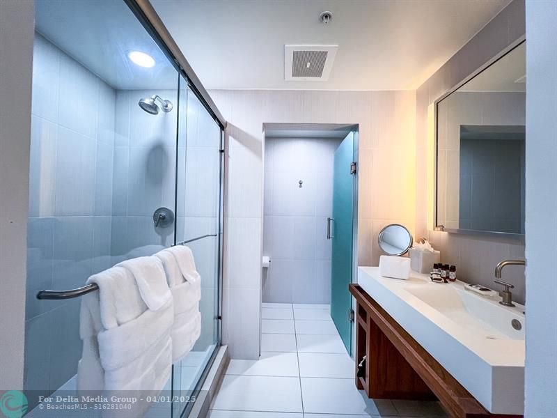 3101 N Bayshore Dr, Unit 604, Fort Lauderdale, FL 33304 Photo