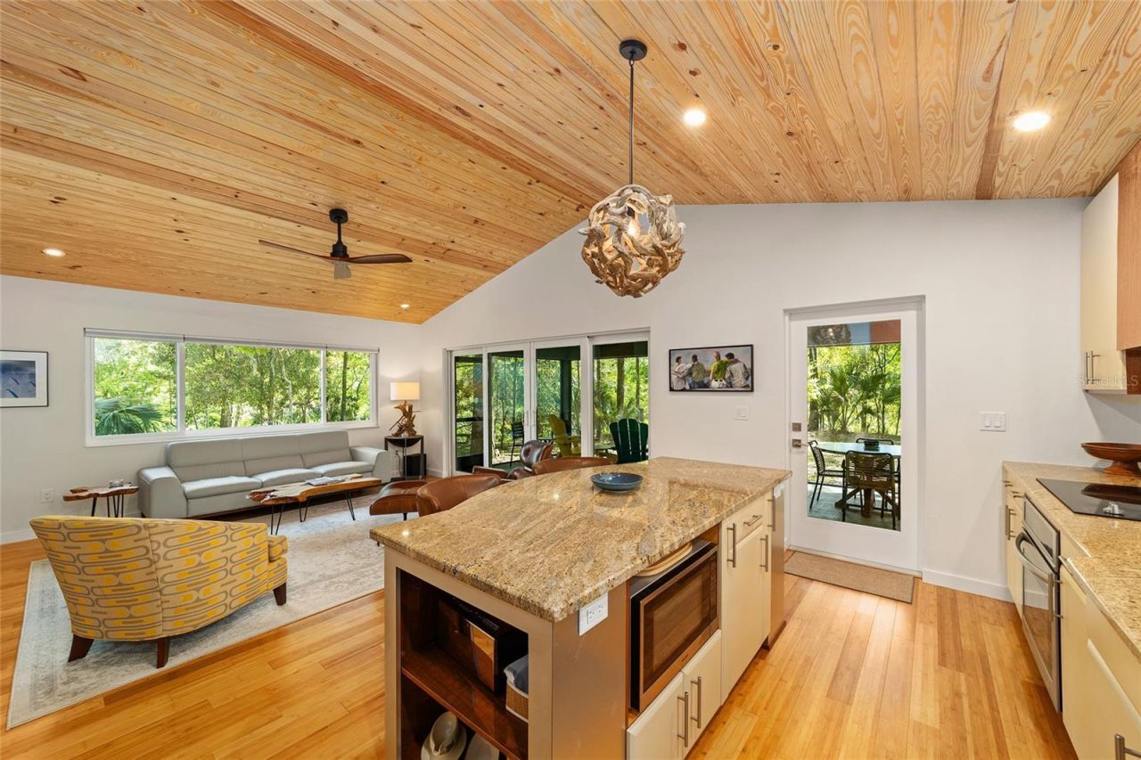 10894 SW 185th Terrace, Dunnellon, FL 34432 Photo