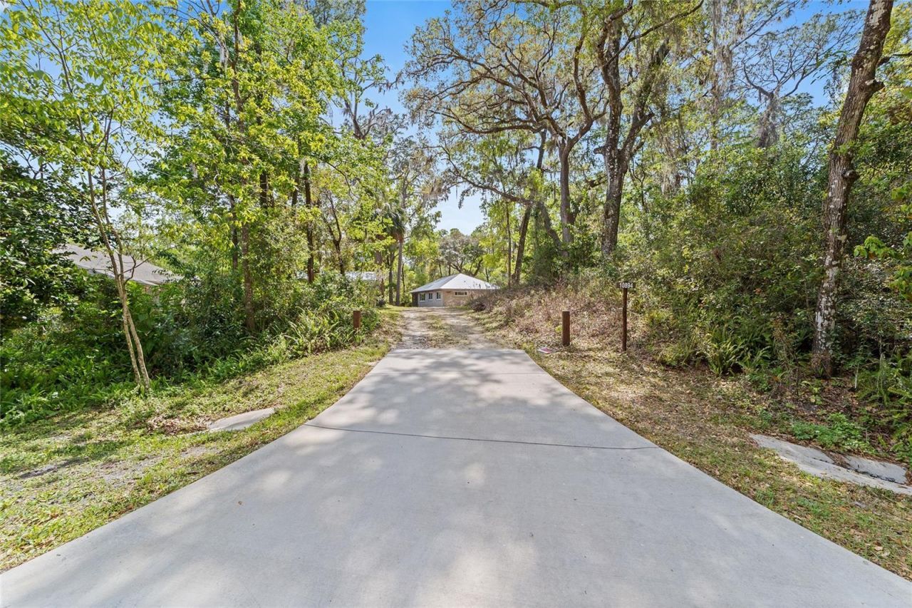 10894 SW 185th Terrace, Dunnellon, FL 34432 Photo