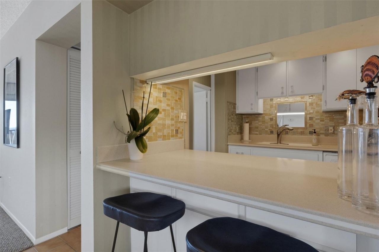 3235 Gulf Of Mexico Drive, Unit A305, Longboat Key, FL 34228 Photo