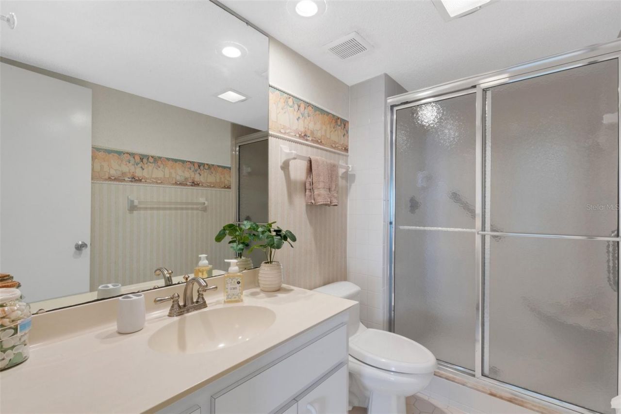 3235 Gulf Of Mexico Drive, Unit A305, Longboat Key, FL 34228 Photo