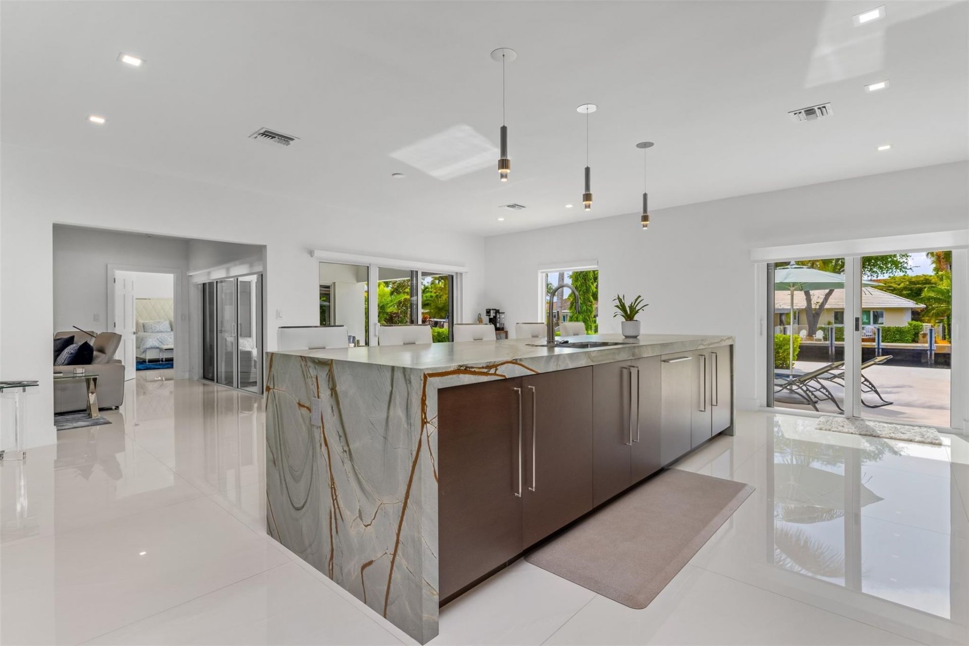 615 3rd Key Drive, Fort Lauderdale, FL 33304 Photo