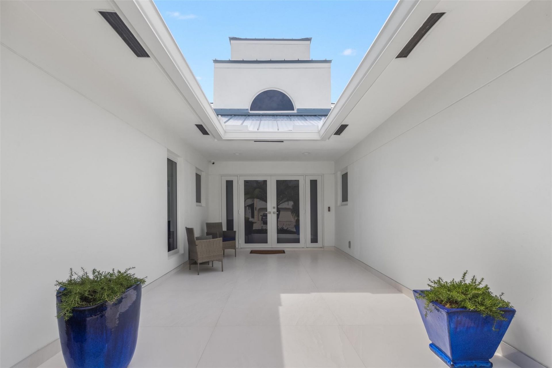 615 3rd Key Drive, Fort Lauderdale, FL 33304 Photo