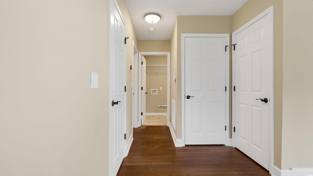 4533 Greenbriar Dr. Photo 14