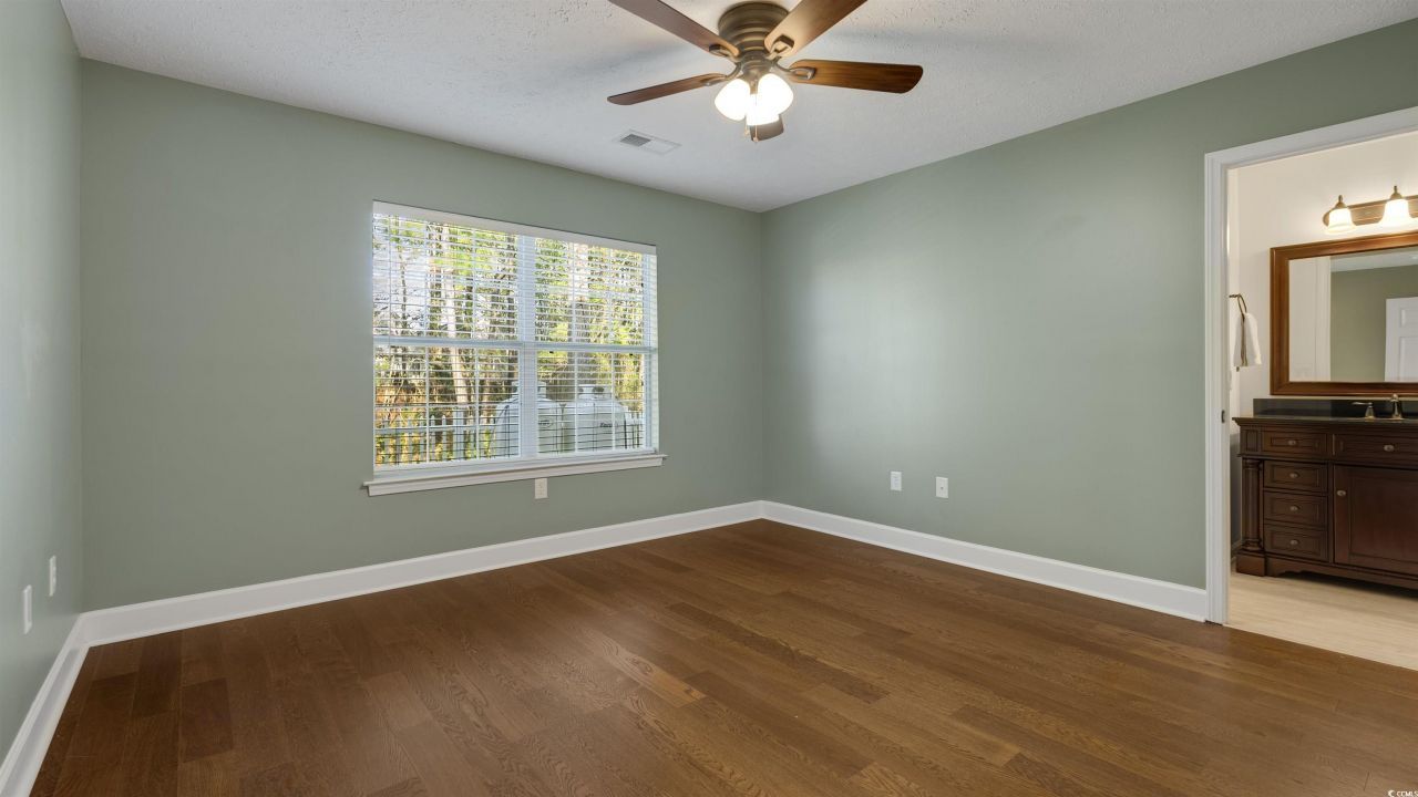 4533 Greenbriar Dr. Photo 17