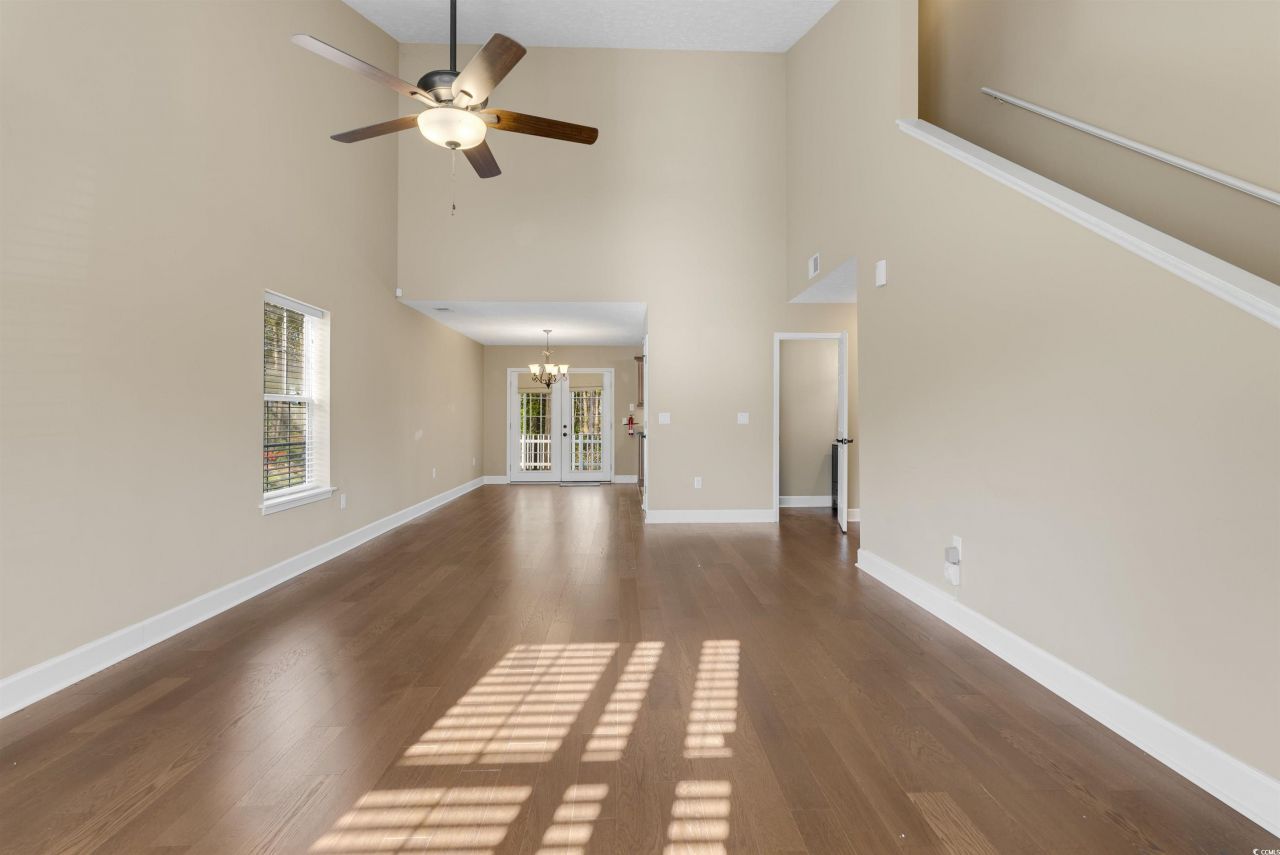 4533 Greenbriar Dr. Photo 7