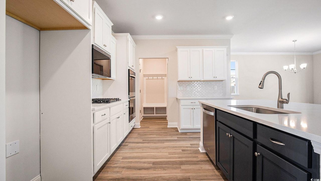 805 Belle Dr. Photo 11