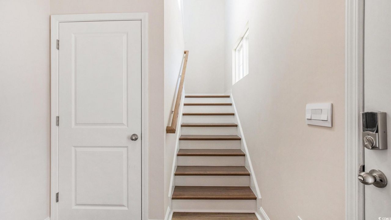 805 Belle Dr. Photo 3