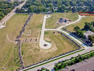 2355 Summertime Court, Lincoln, NE 68512